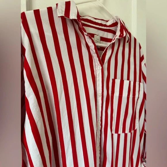 A New Day Women’s Red and White Striped Button-Up Shirt Size Medium - Picture 4 of 5